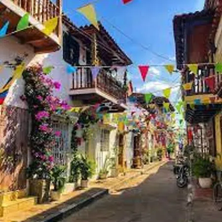 Dm-1q De Doble En Getsemani Con Vista A Las Murallas Aire Acondicionado Y Wifi Apartamento *